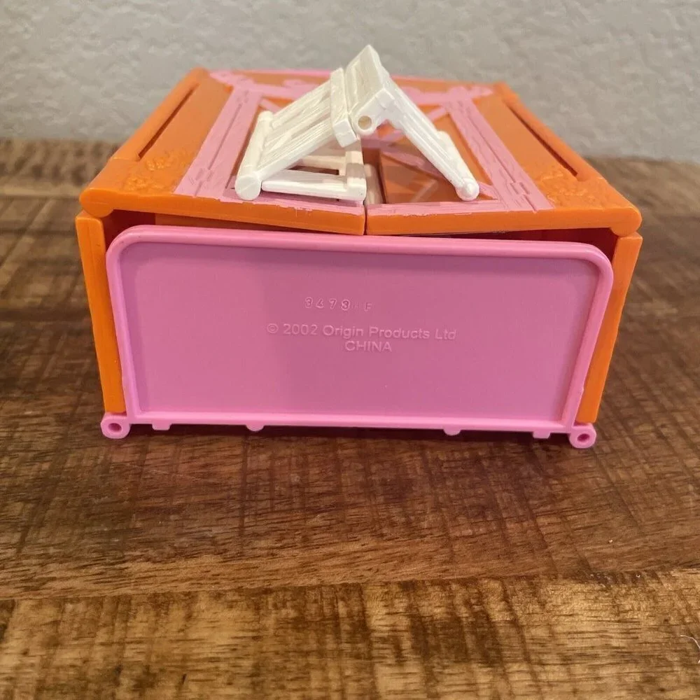Polly Pocket Ride in Style Ranch Horse Pony Barn Stable Toy 2002